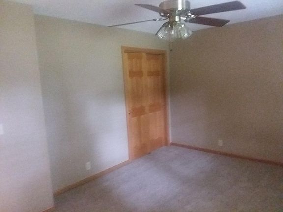 4th image of 15415 Douglas Cir