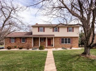 891 Blue Ridge Dr, Harrisonburg, VA 22802