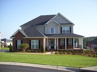 14 Prestwick Loop NW, Cartersville, GA 30120