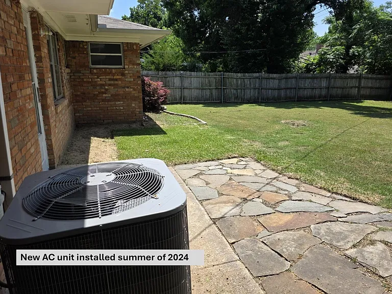 9011 Boundbrook Ave — Photo 4