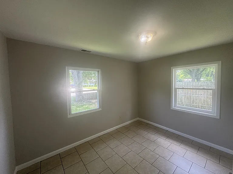 1 Mellon Ct — Photo 8