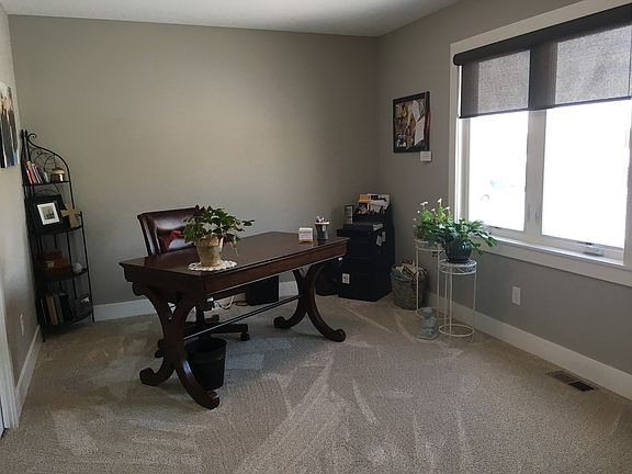 5th image of 400 S 8th Ct Unit 42