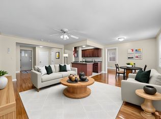 8825 153rd St APT 5L, Jamaica, NY 11432