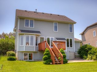 9815 Biscayne Dr, Johnston, IA 50131