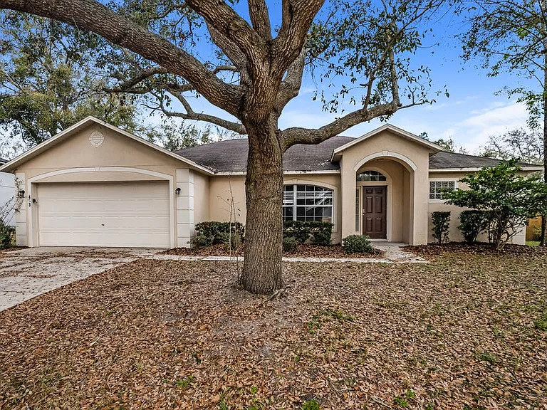 433 Valley Edge Dr — Photo 1