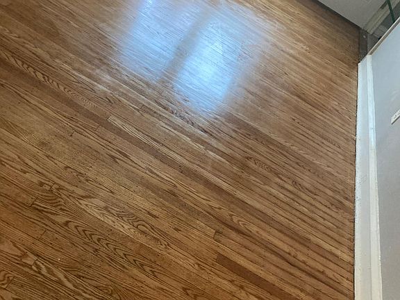5th image of 5227 N Hutchinson St Floor 1