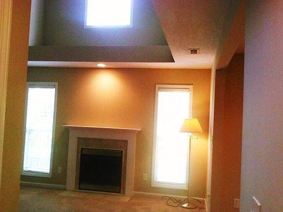 2nd image of 125 Westin Parc