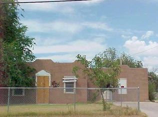 413 E Country Club Rd, Roswell, NM 88201