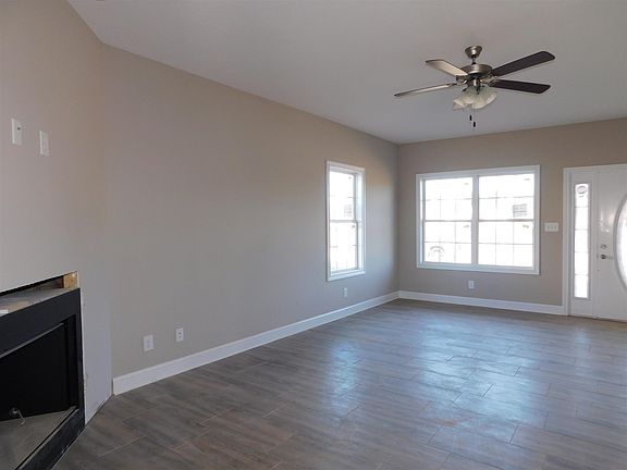 5th image of 75 Anderson Pl #75