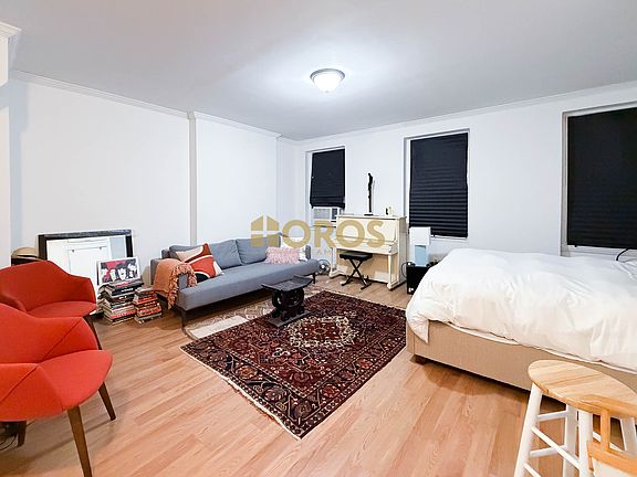 3rd image of 38 Grand St APT 2C