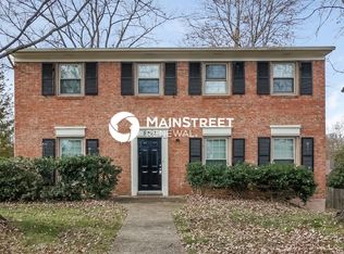 5902 Stone Bluff Rd, Louisville, KY 40291