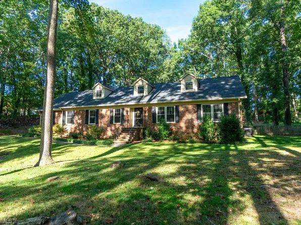 6202 Burning Bush Ct, Pleasant Garden, NC 27313