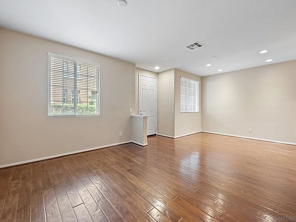 3rd image of 6179 Verda Ln