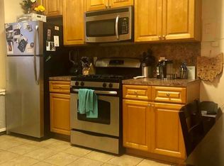 25-36 42nd St #F2, Astoria, NY 11103