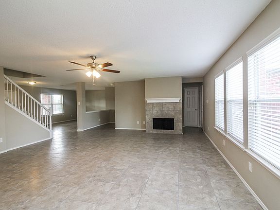 3rd image of 3212 Pecan Xing