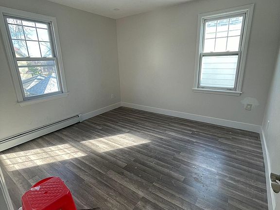 2nd image of 4855 206th St