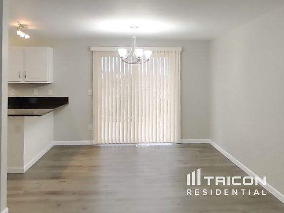 4th image of 10005 140th Street Ct E