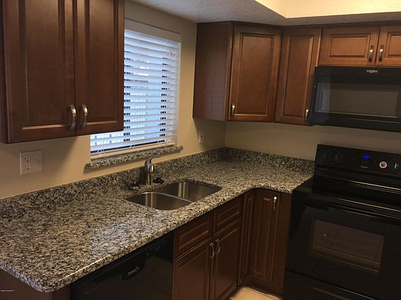 3rd image of 232 Chandler St Unit 232