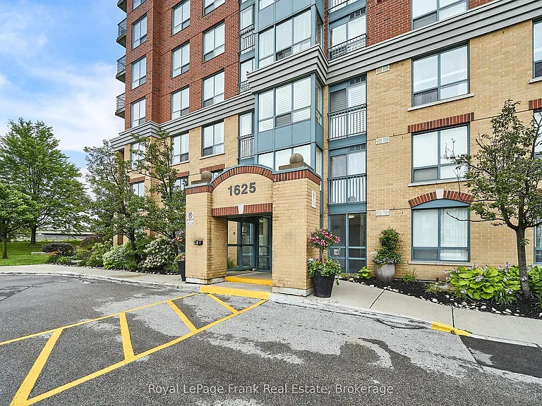 1625 Pickering Pkwy #808 — Photo 2