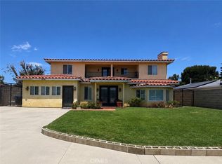 974 W 19th St, Costa Mesa, CA 92627