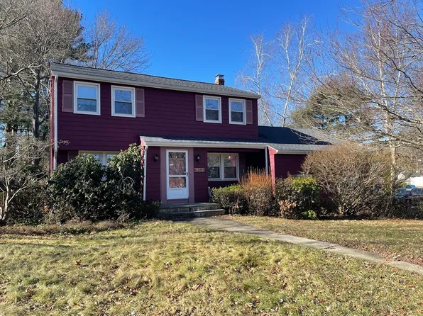 16 Michelle Ln, Randolph, MA 02368