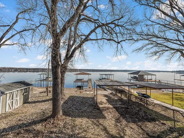 712 W Lake Dr, Weatherford, TX 76087