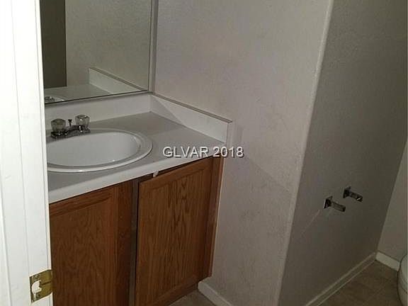 4th image of 2555 Land Rush Dr
