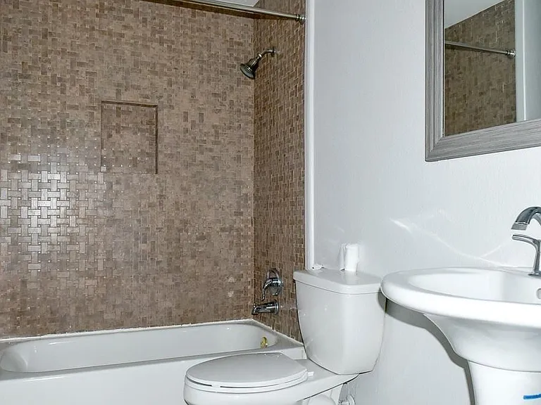 1705 Vista Verde Cir — Photo 13