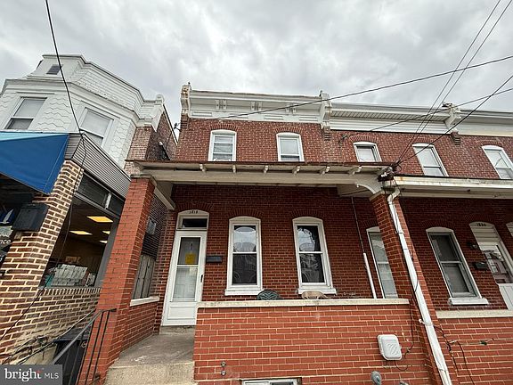 4th image of 1818 W 4th St