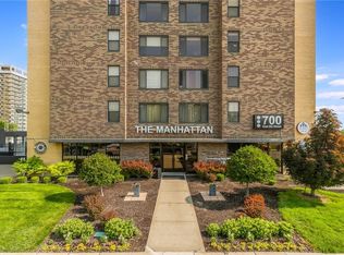 700 E 8th St Unit 4S, Kansas City, MO 64106