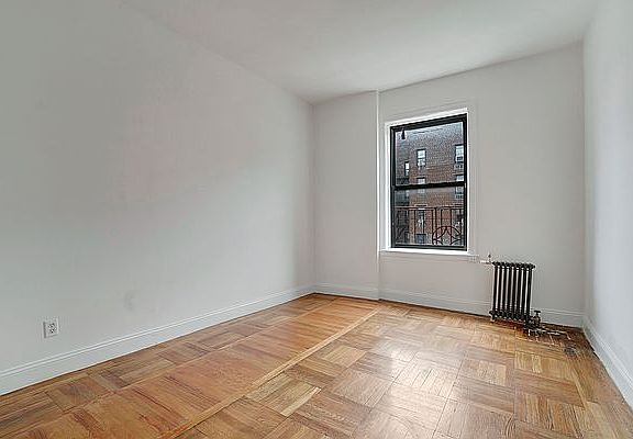 3rd image of 51 E 17th St APT 4F