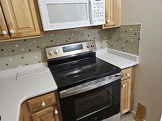 4th image of 164 Galen St APT 31