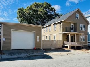 70 Ayrault St, Providence, RI 02908