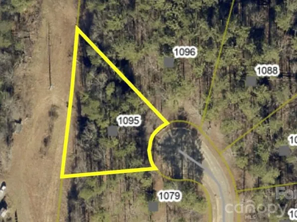1095 Faith Ct, Morganton, NC 28655