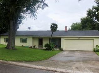 10841 Highview Dr, Dade City, FL 33525
