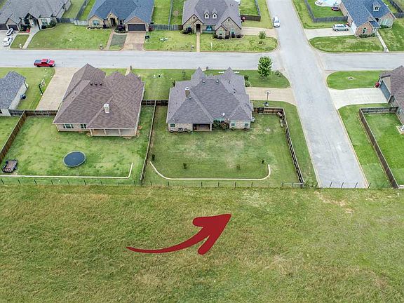 3rd image of 116 New Braunfels Ln