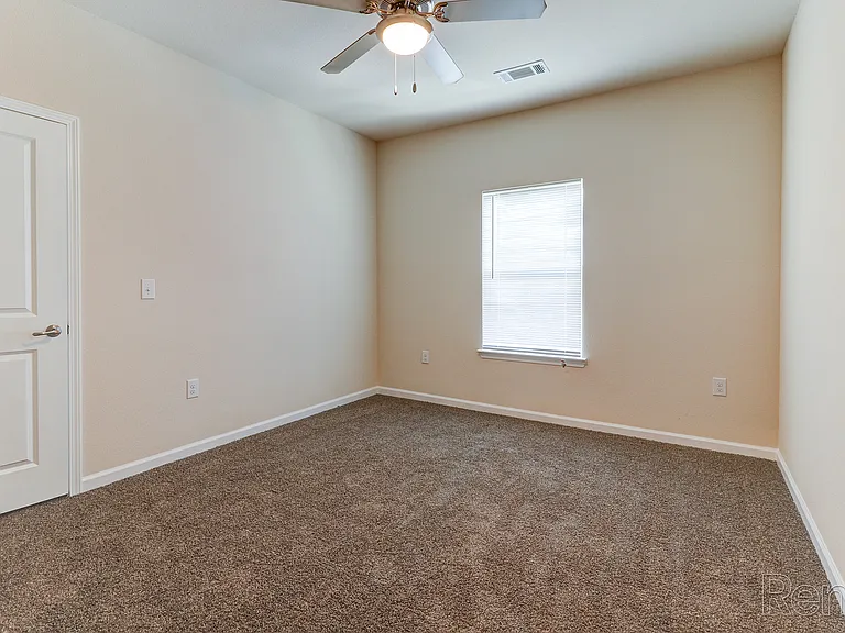Pickens Way — Photo 18