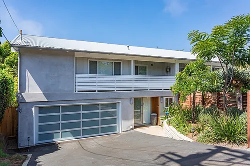 1092 Hygeia Ave Photo 1
