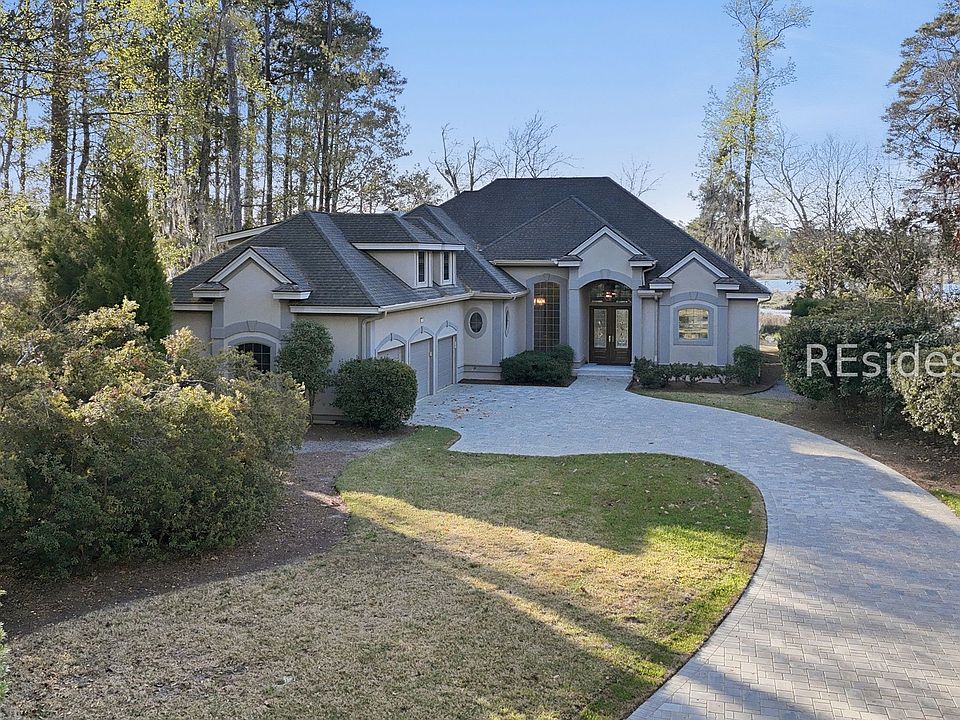 1st image of 5 Wisteria Ln