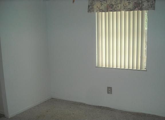 2nd image of 254 NW Ferris Dr