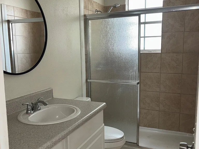 8352 Homeport Ct #1A — Photo 13