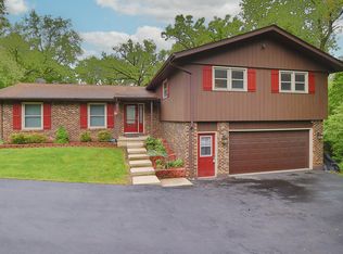 528 Stevens Ct, Sleepy Hollow, IL 60118