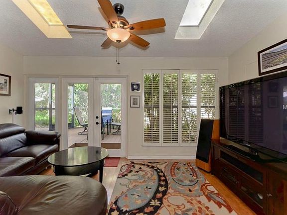 3rd image of 3413 Ellenwood Ln