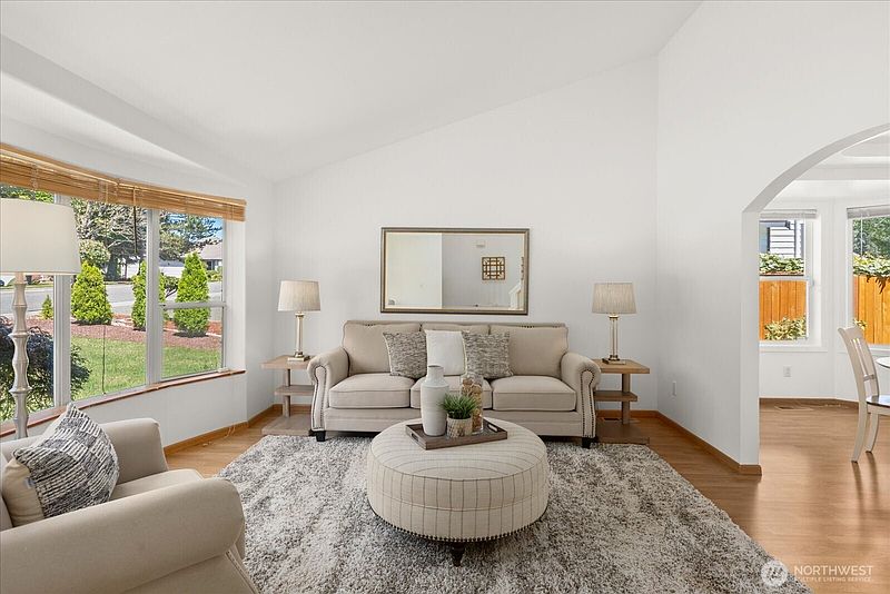 3rd image of 37230 20th Avenue S