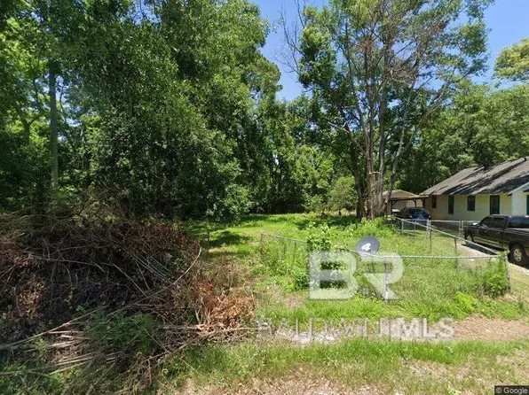 410 W Haig St, Prichard, AL 36610