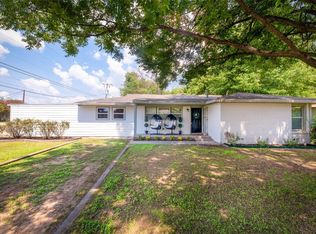 522 Mill St, Granbury, TX 76048