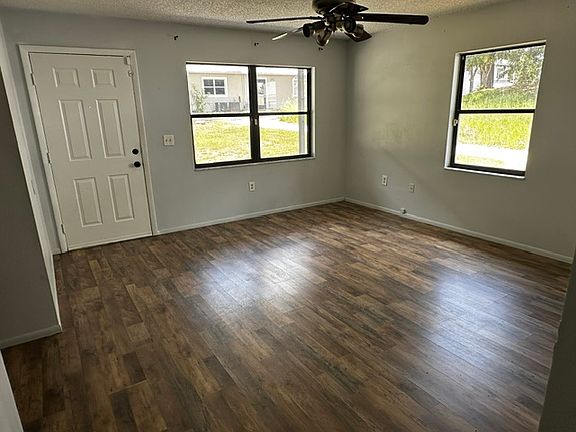 2nd image of 13640 Hunt St