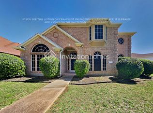 616 Manchester Dr, Mansfield, TX 76063