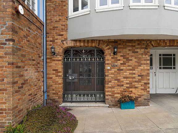 2nd image of 1322 16th Ave APT 4