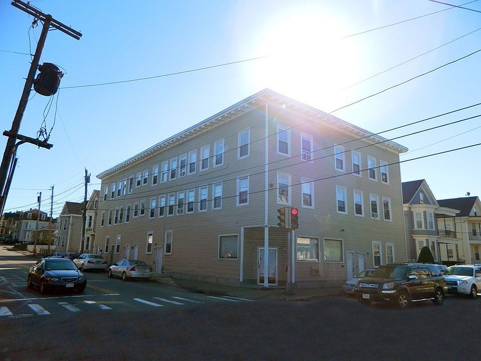 1st image of 110 Branch St Unit 2